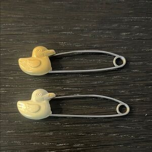 Vintage Cream and Yellow Duck Cloth Diaper Pin Set Of 2 EUC Made In Japan